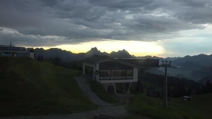 Saanenmöser: Gstaad - Saanerslochgrat, Bergstation