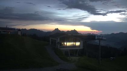 Saanenmöser: Gstaad - Saanerslochgrat, Bergstation