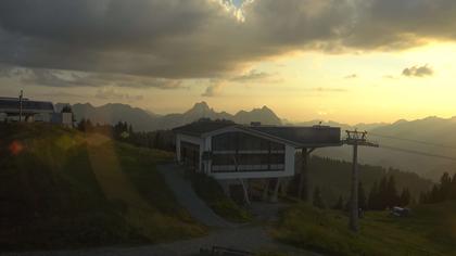 Saanenmöser: Gstaad - Saanerslochgrat, Bergstation