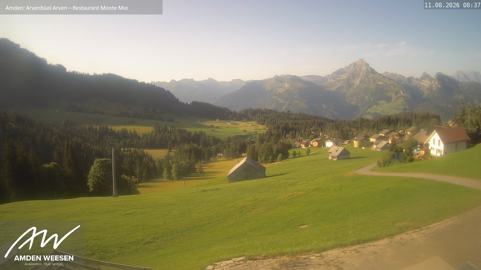 Amden › Süden: Restaurant Monte Mio - Arvenbüel - Skigebiet Arvenbüel Amden - Leistchamm - Mürtschenstock