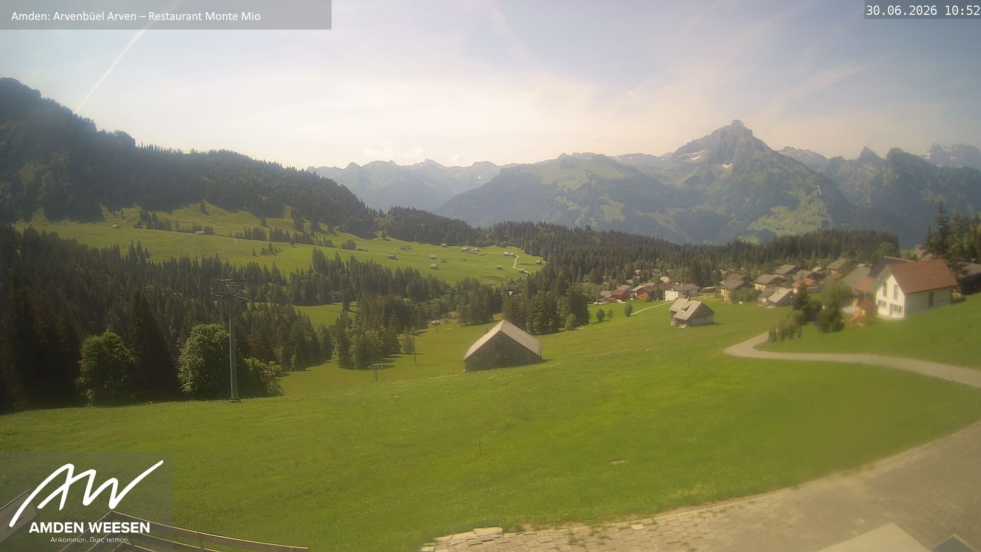 Amden › Süden: Restaurant Monte Mio - Arvenbüel - Skigebiet Arvenbüel Amden - Leistchamm - Mürtschenstock