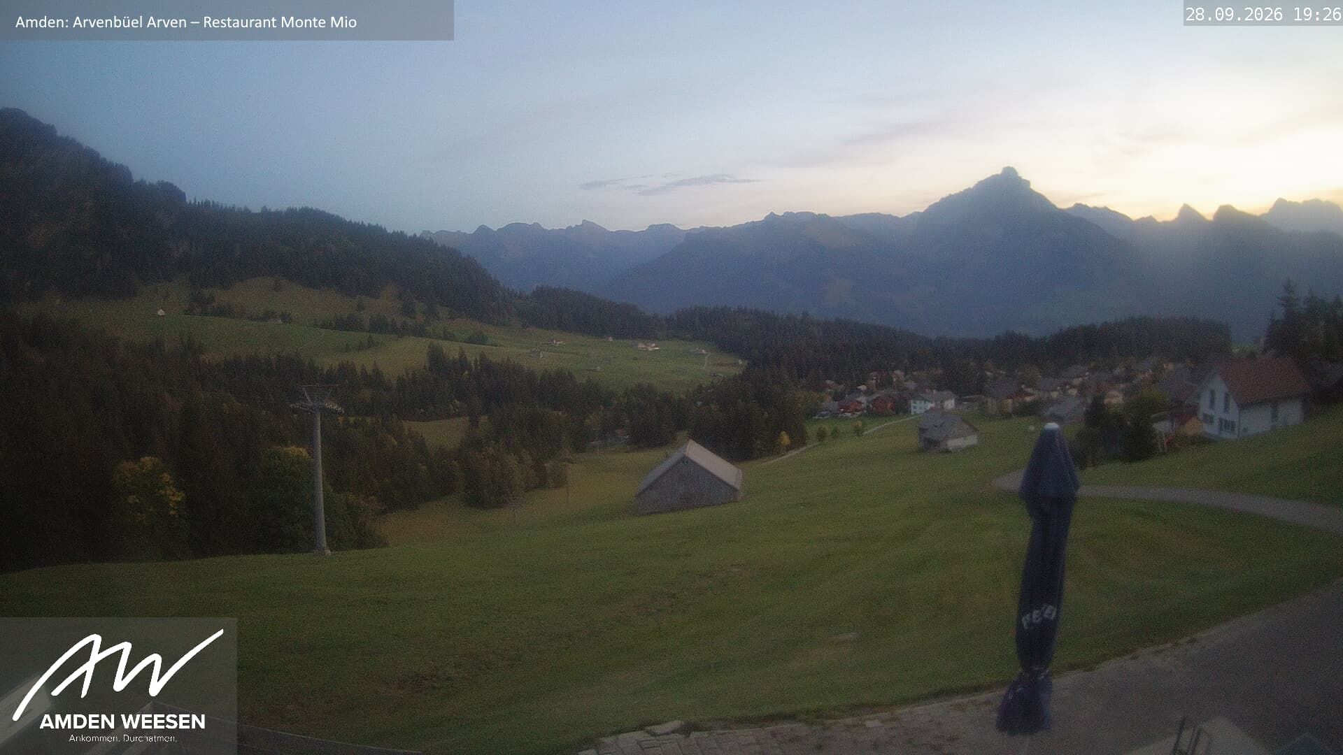 Amden › Süden: Restaurant Monte Mio - Arvenbüel - Skigebiet Arvenbüel Amden - Leistchamm - Mürtschenstock