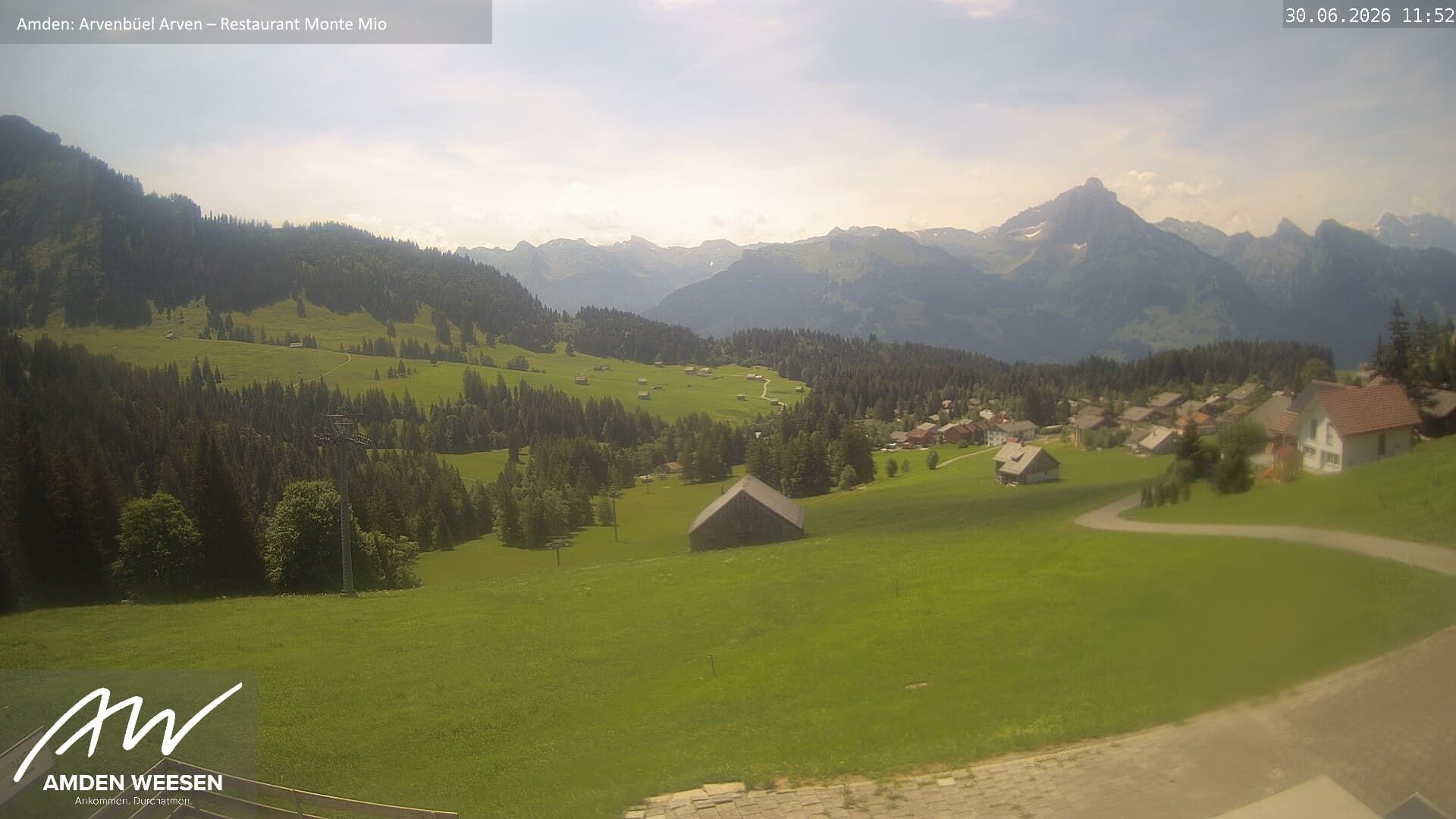 Amden › Süden: Restaurant Monte Mio - Arvenbüel - Skigebiet Arvenbüel Amden - Leistchamm - Mürtschenstock