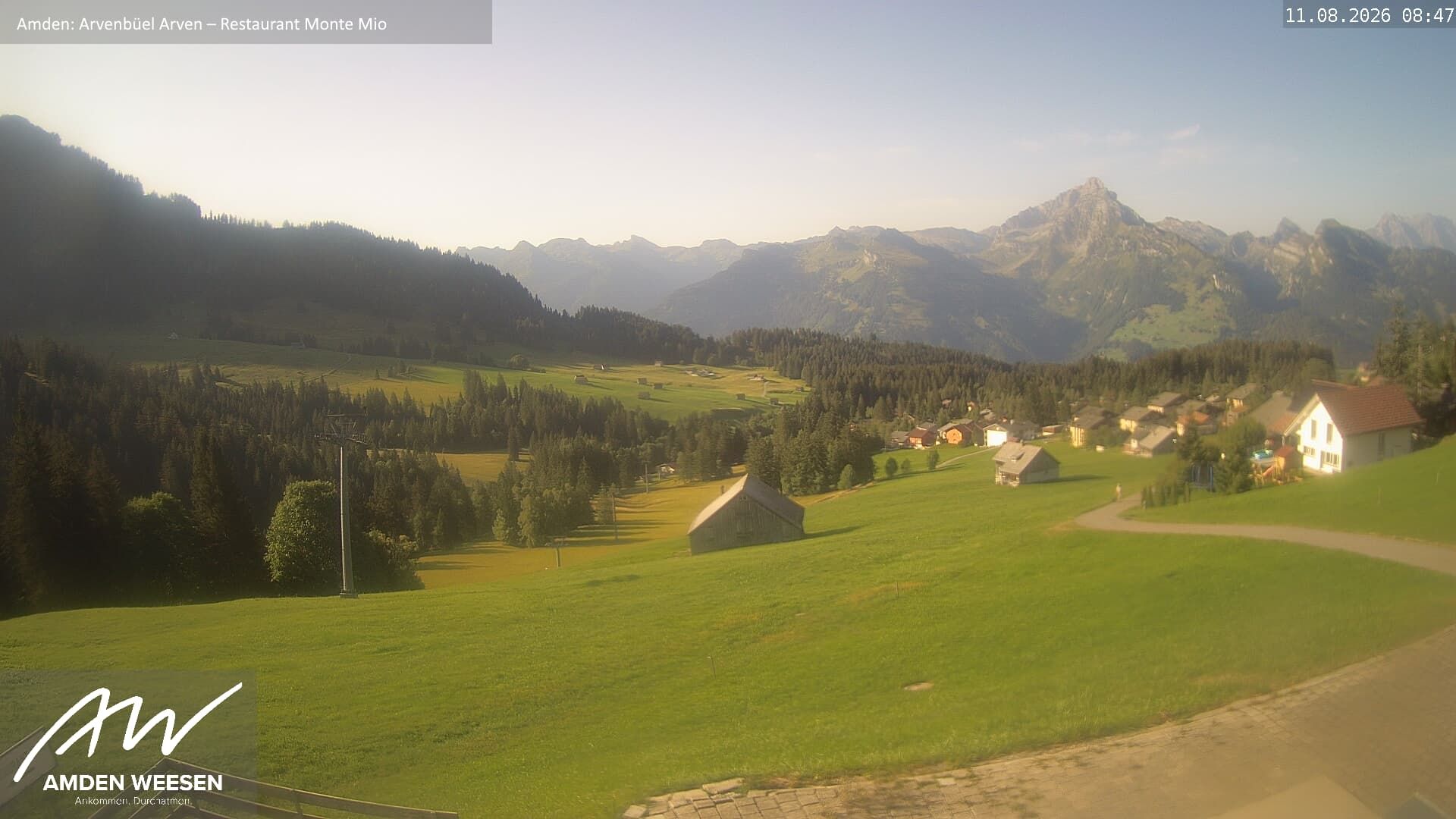 Amden › Süden: Restaurant Monte Mio - Arvenbüel - Skigebiet Arvenbüel Amden - Leistchamm - Mürtschenstock