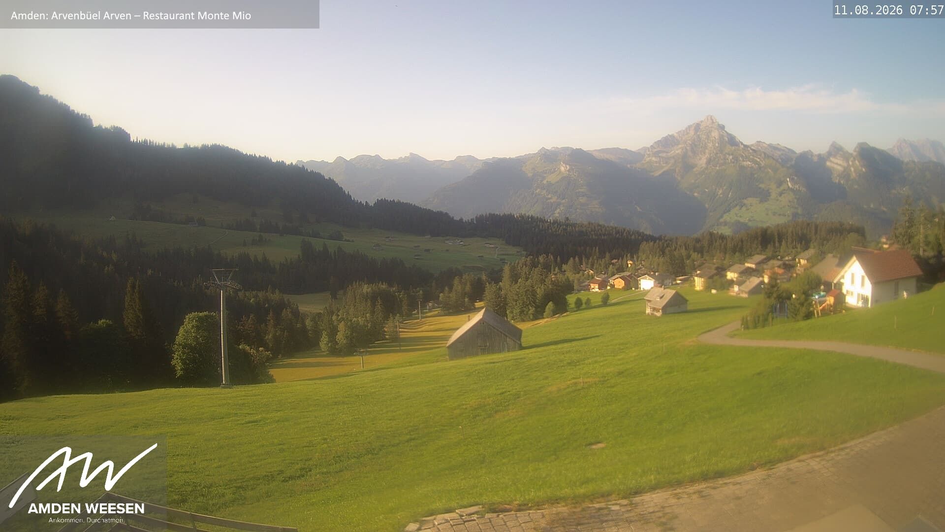 Amden › Süden: Restaurant Monte Mio - Arvenbüel - Skigebiet Arvenbüel Amden - Leistchamm - Mürtschenstock