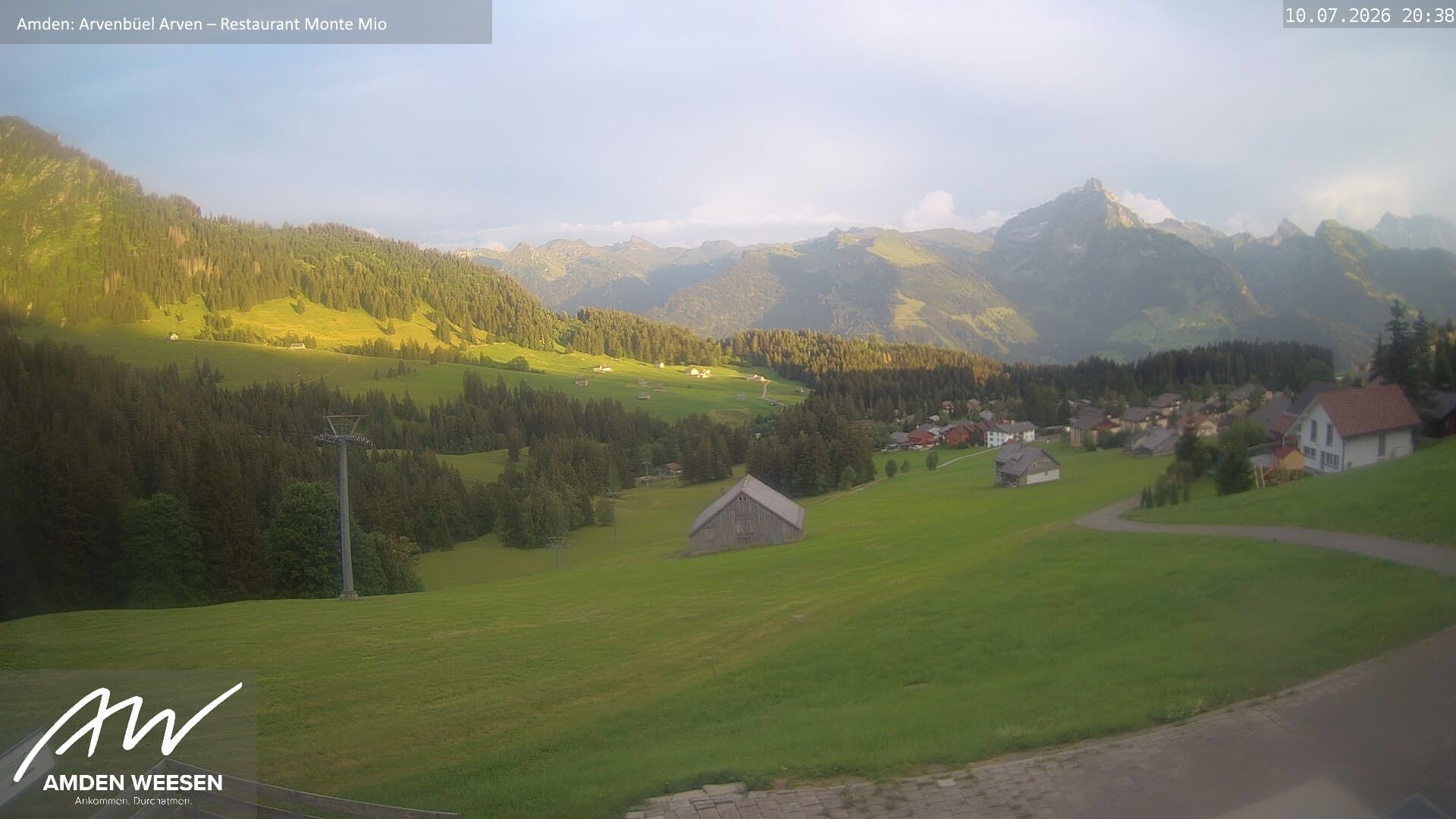 Amden › Süden: Restaurant Monte Mio - Arvenbüel - Skigebiet Arvenbüel Amden - Leistchamm - Mürtschenstock