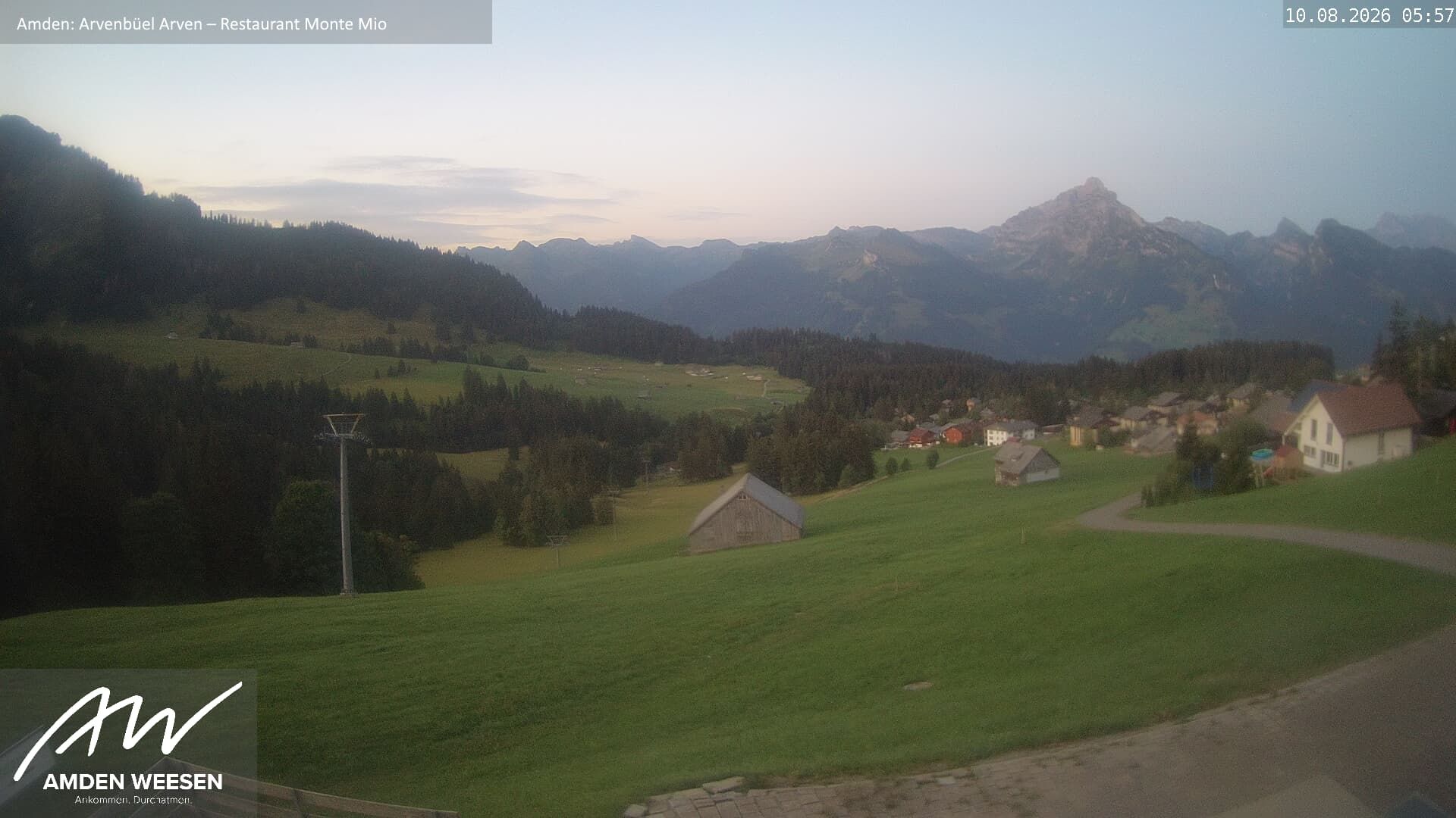 Amden › Süden: Restaurant Monte Mio - Arvenbüel - Skigebiet Arvenbüel Amden - Leistchamm - Mürtschenstock