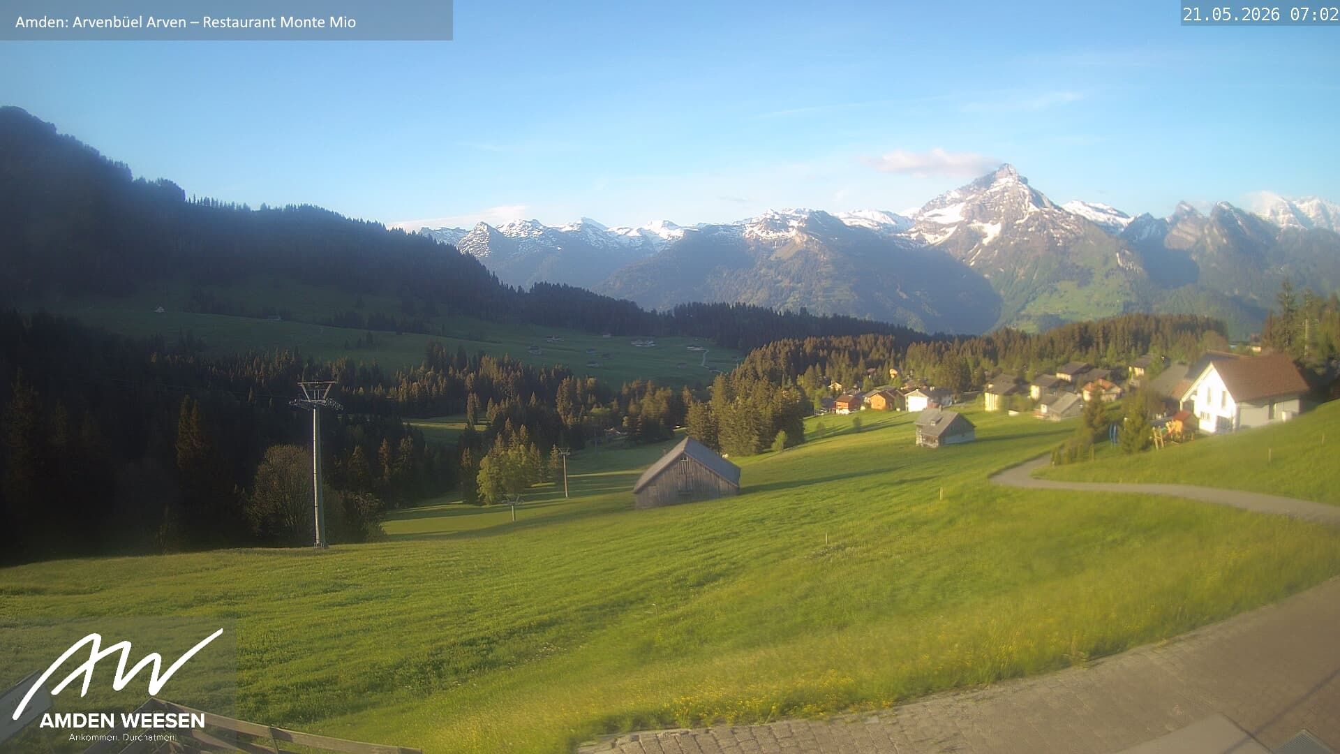 Amden › Süden: Restaurant Monte Mio - Arvenbüel - Skigebiet Arvenbüel Amden - Leistchamm - Mürtschenstock