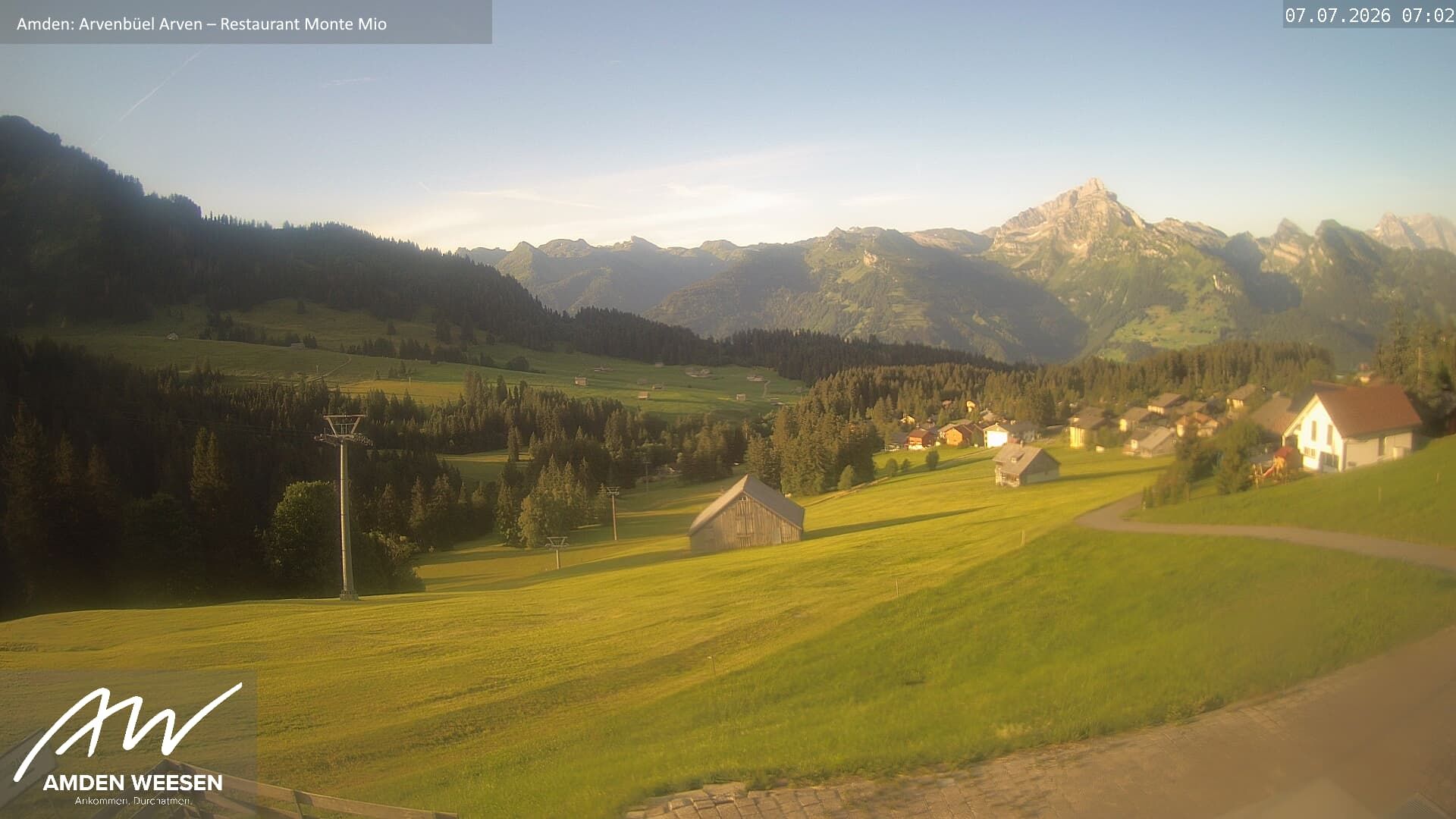 Amden › Süden: Restaurant Monte Mio - Arvenbüel - Skigebiet Arvenbüel Amden - Leistchamm - Mürtschenstock