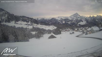 Amden › Süden: Restaurant Monte Mio - Arvenbüel - Skigebiet Arvenbüel Amden - Leistchamm - Mürtschenstock