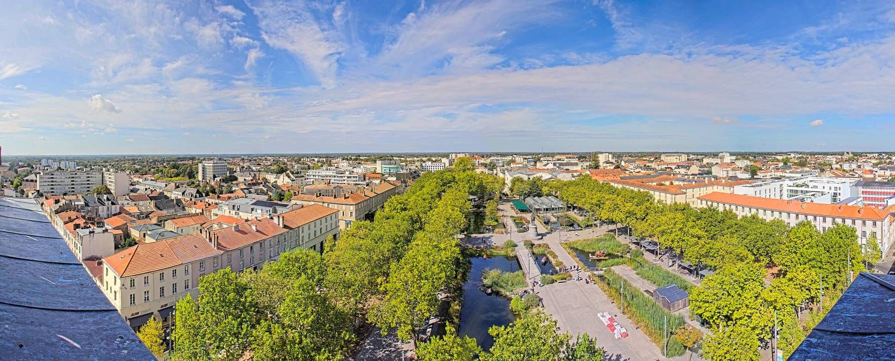 Traffic Cam La Roche-sur-Yon: Panoramique HD