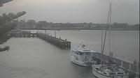 Port Albert: Restaraunt on end of pier: Views of Sea around