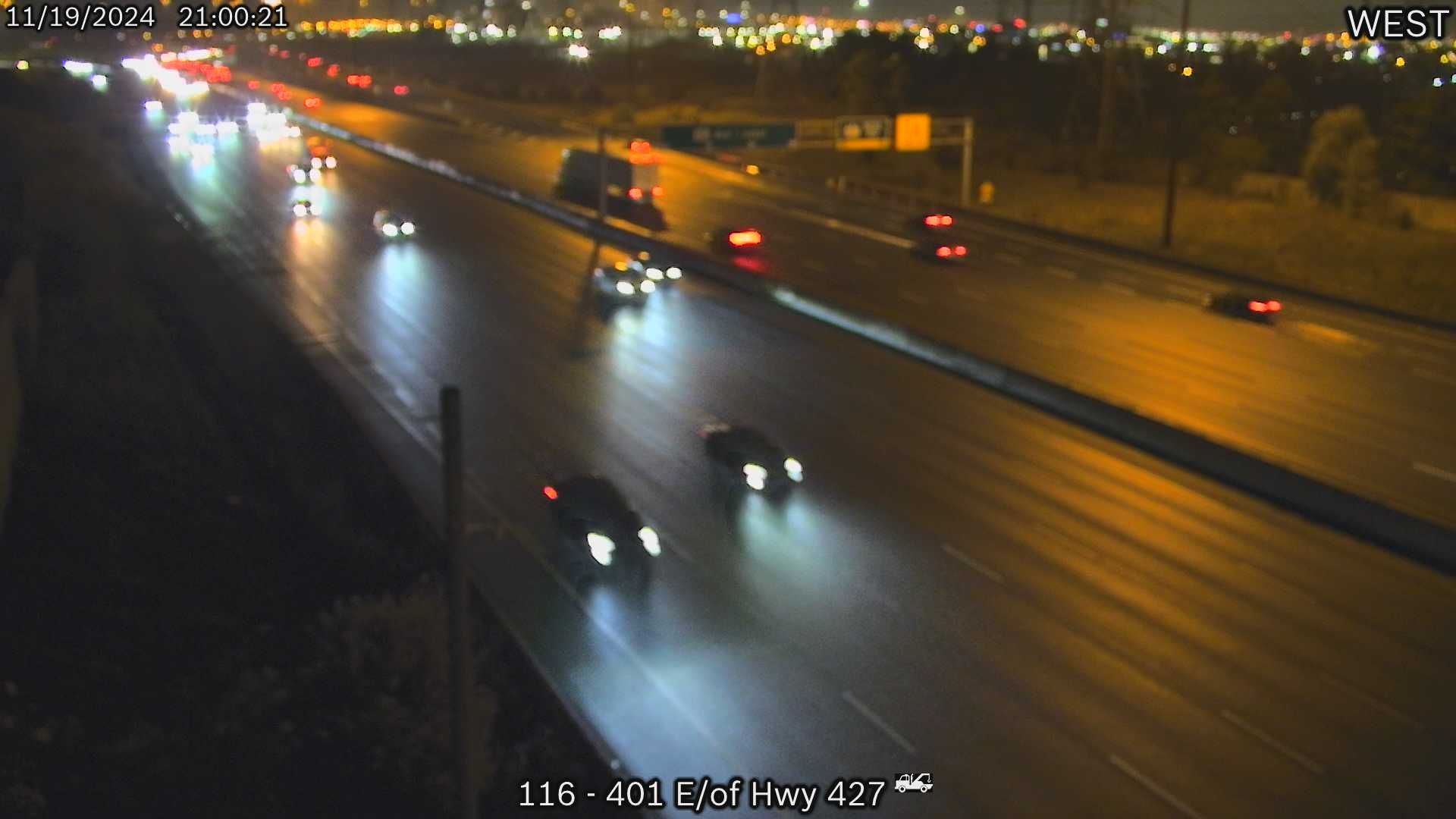 Traffic Cam Etobicoke: Highway 401 near Highway