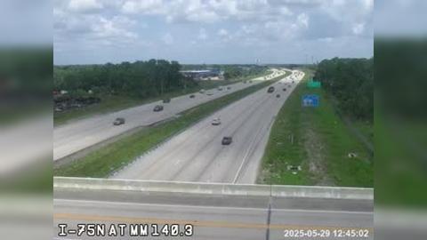 Traffic Cam Crystal Lakes MHP: 1403N_75_N/O_Luckett_M140
