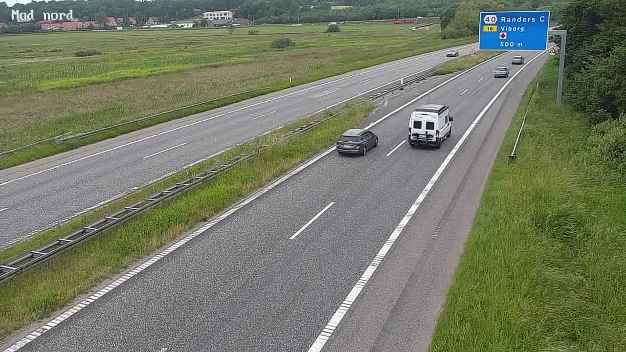 Traffic Cam Randers NV › North: E45 Gudenåen - N
