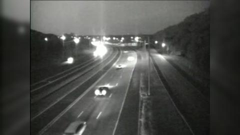 Traffic Cam Manchester: CAM - I-84 EB Exit 60 - Rt. 6 & 44 (Middle Tpke. W)