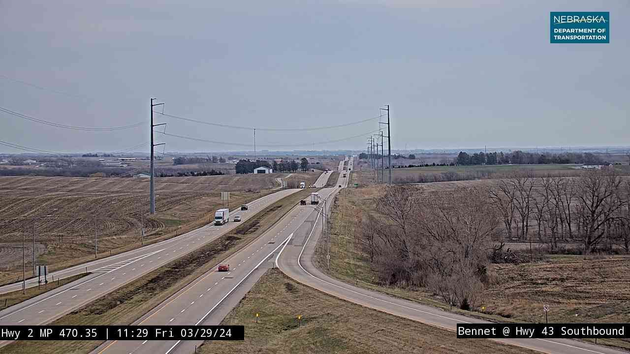 Traffic Cam Bennet: NE - Corner: various views