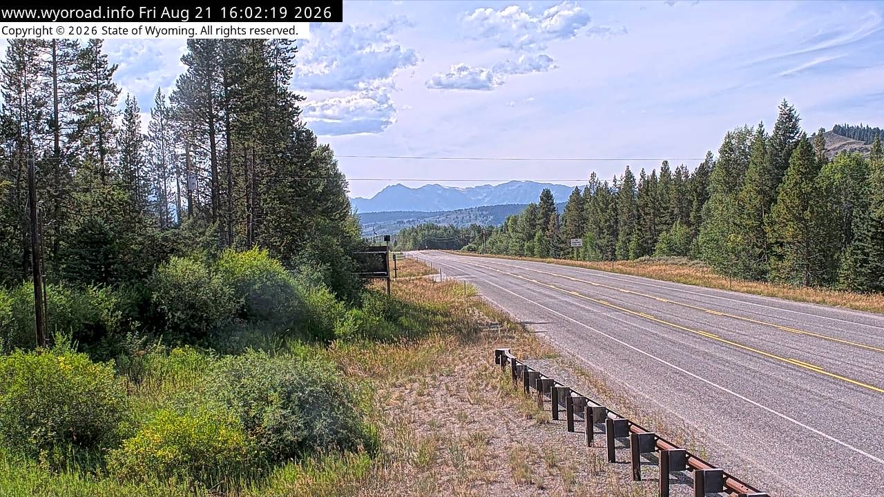 Traffic Cam Sweetwater › West: Black Butte - WEST