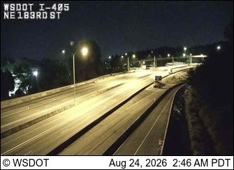 Traffic Cam Bothell: I-405 at MP 23.9: NE 183rd St