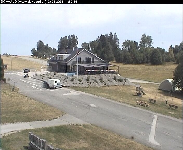 Les Rasses › Osten: Hôtel et Resraurant Les Planets - Les Rasses - Route du Chasseron