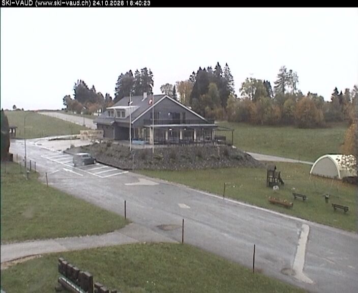 Les Rasses › Osten: Hôtel et Resraurant Les Planets - Les Rasses - Route du Chasseron
