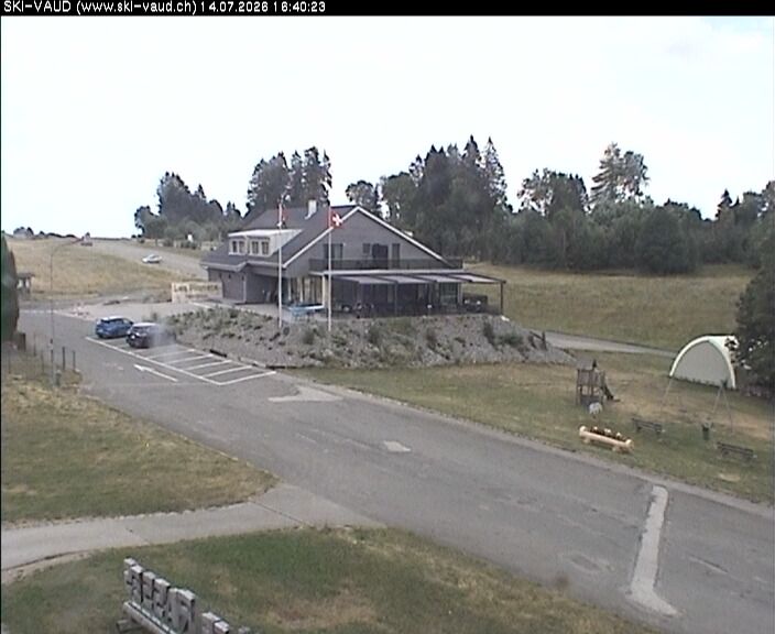 Les Rasses › Osten: Hôtel et Resraurant Les Planets - Les Rasses - Route du Chasseron