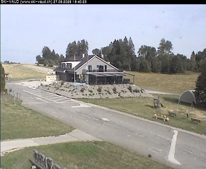 Les Rasses › Osten: Hôtel et Resraurant Les Planets - Les Rasses - Route du Chasseron