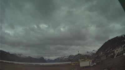 Arctic View: Weather & Landscape