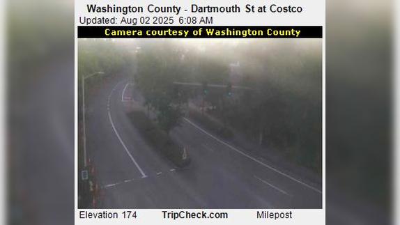 Traffic Cam Tigard: Washington County - Dartmouth St at Costco