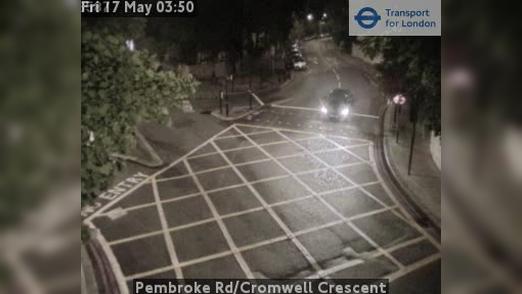 Traffic Cam London: Pembroke Rd/Cromwell Crescent