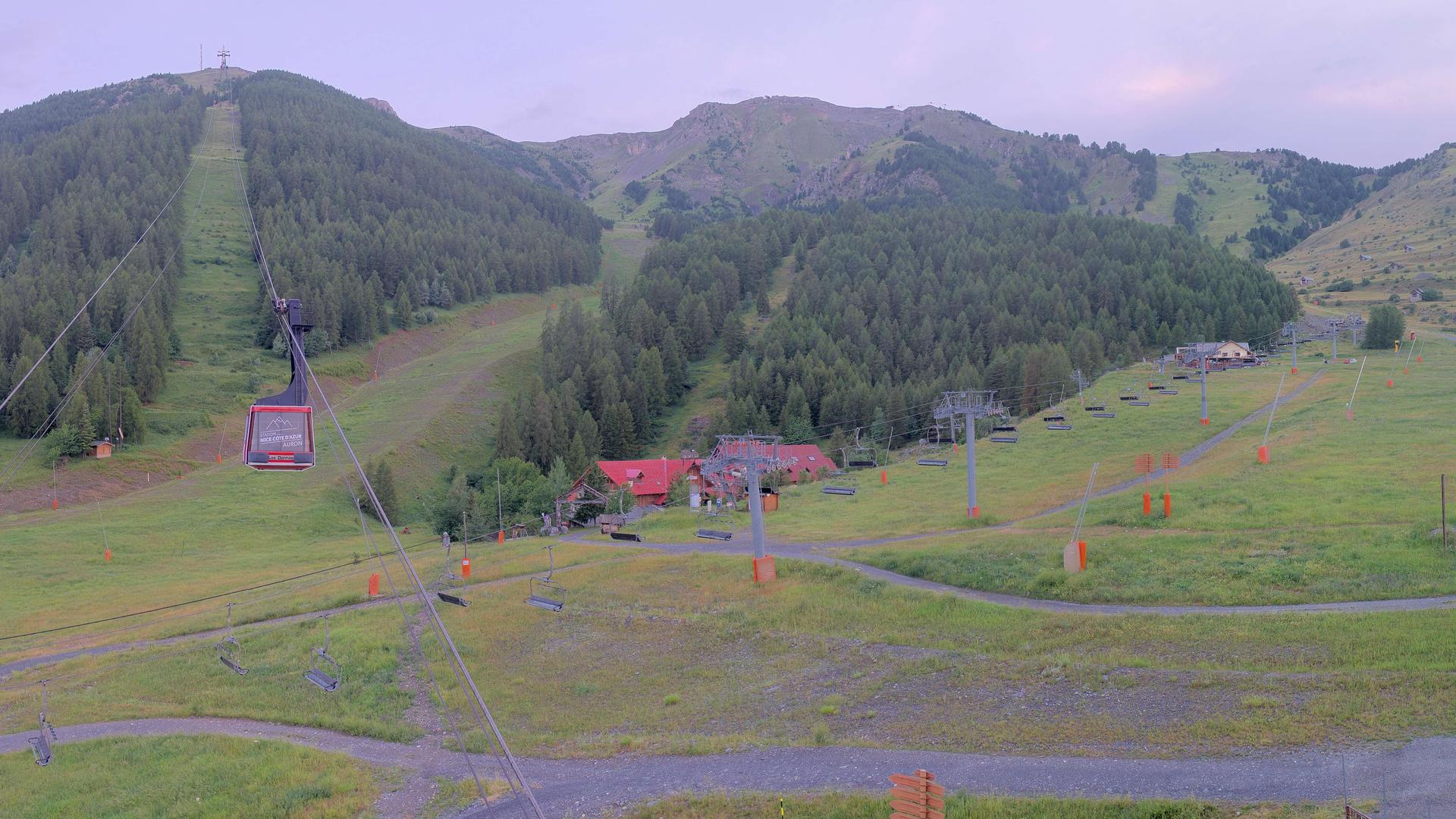 Auron Chastellares bottom ski station