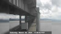 San Quentin > East: TVR22 -- I-580 : Lower Deck Pier - Day time