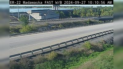 Arnprior: Highway 417 near Decosta St