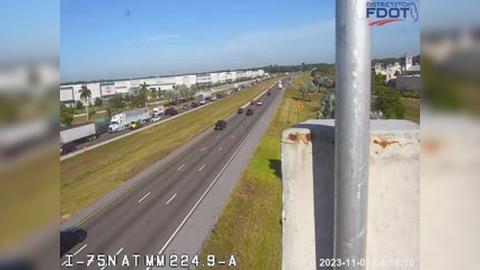 Traffic Cam Fullers Earth: 2249N_75_N/O_US_301_M225_A