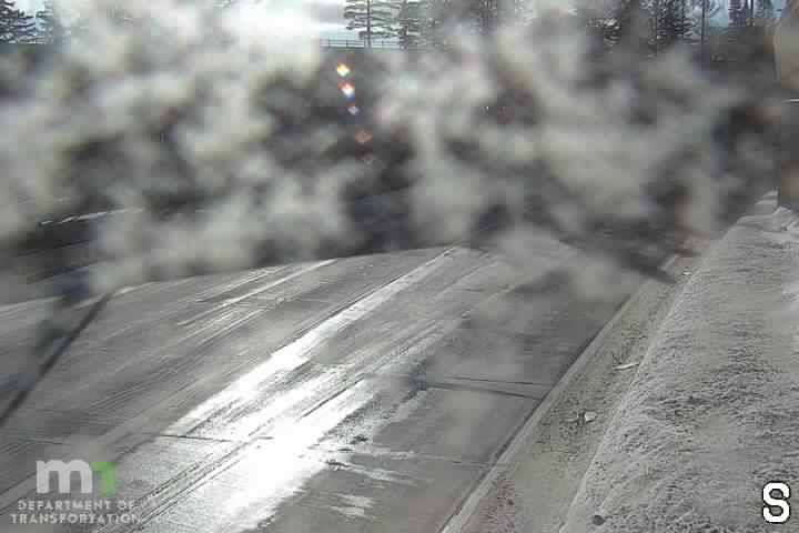 Traffic Cam Duluth: I-35 NB @ Lake Pl