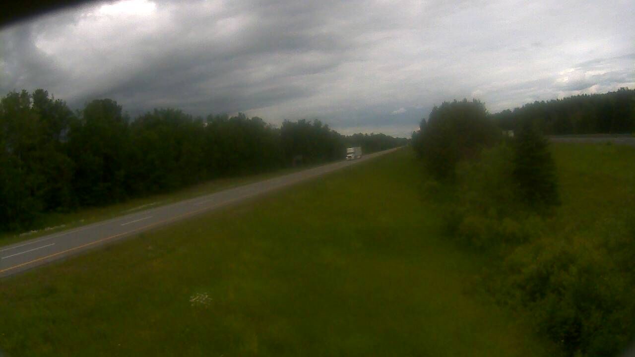 Traffic Cam Sherman › South: I-95 Mile 264 SB