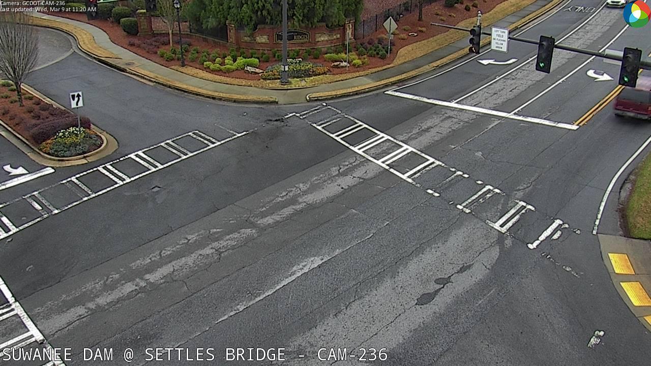 Traffic Cam Village Grove: GCDOT-CAM-