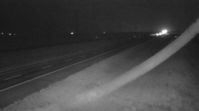 Traffic Cam Newell: Hwy 1: East of Hwy 876 near Tilley