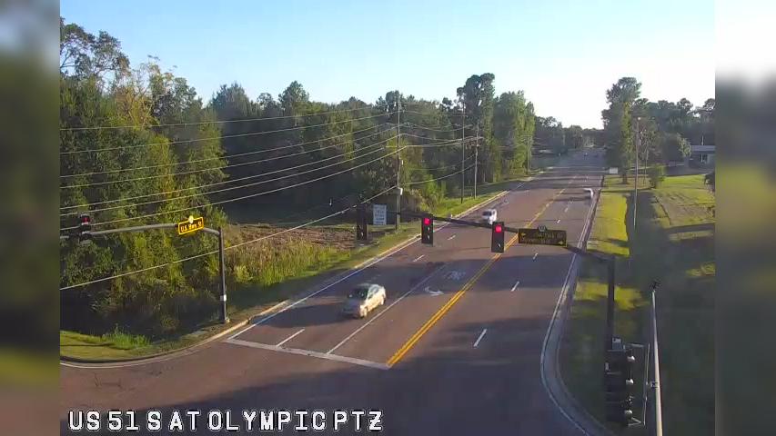 Traffic Cam Madison: US 51 at Olympic Way
