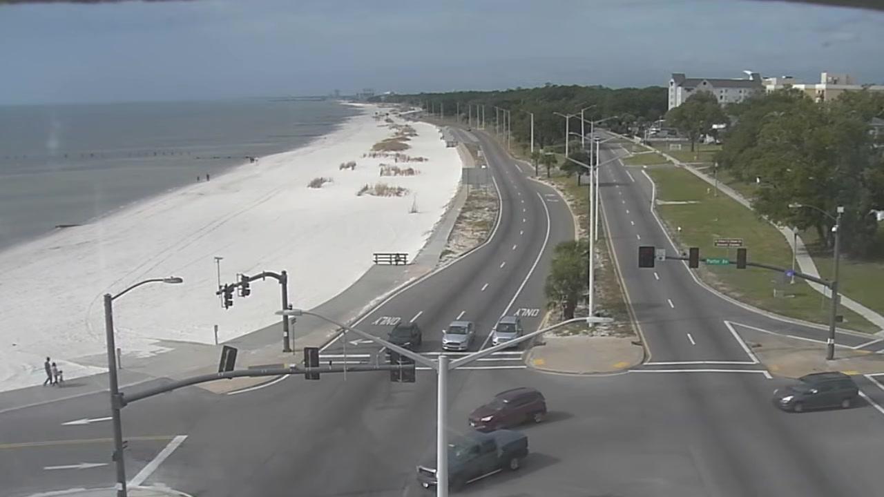 Biloxi › West Traffic Cam