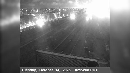 Traffic Cam Manteca › West: WB SR 120 E/O Main St