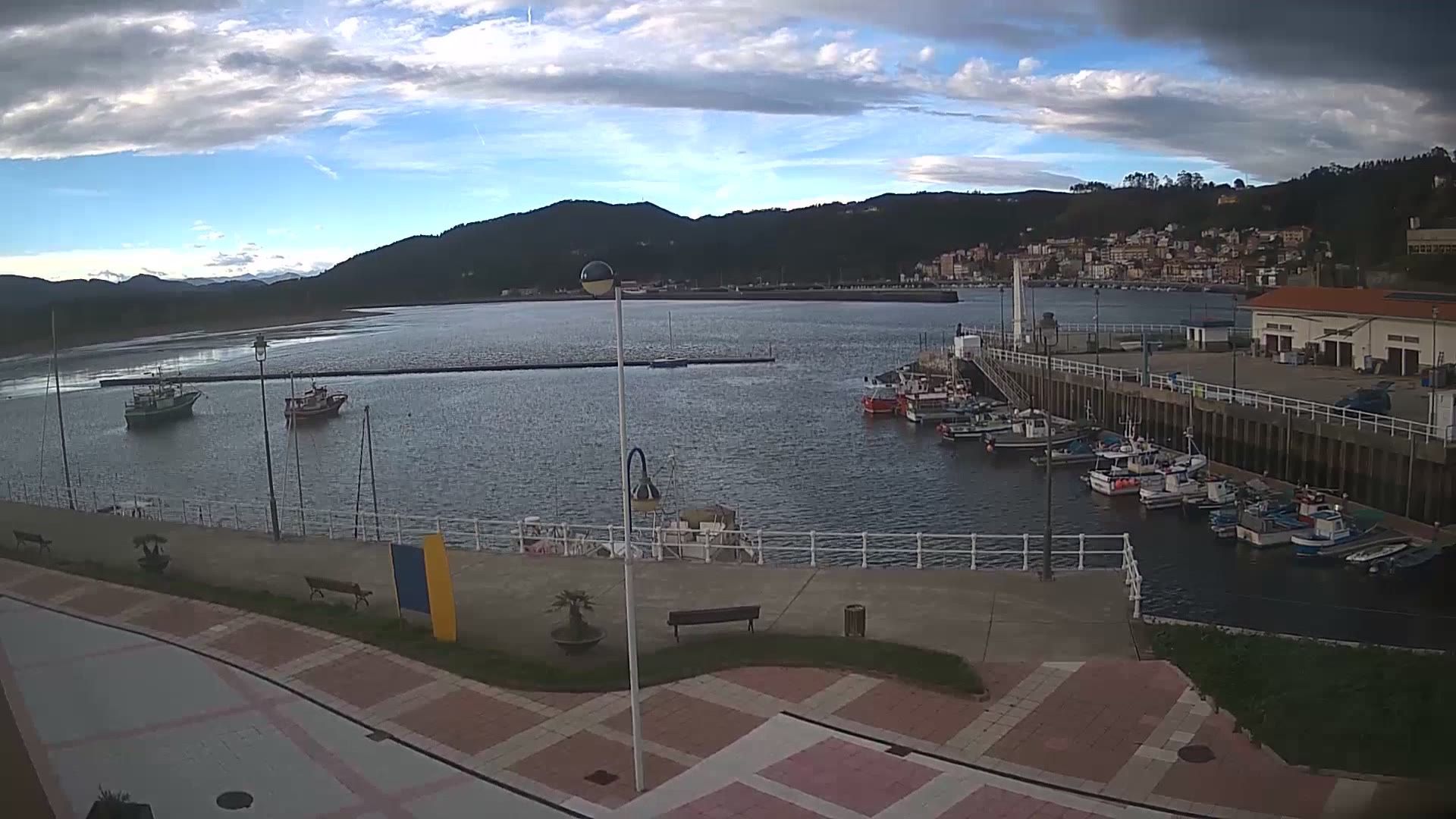 Traffic Cam Soto del Barco › South-West