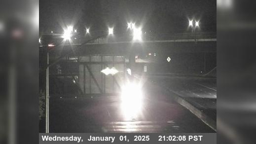 Traffic Cam Fulton › South: TV149 -- US-101 - Road