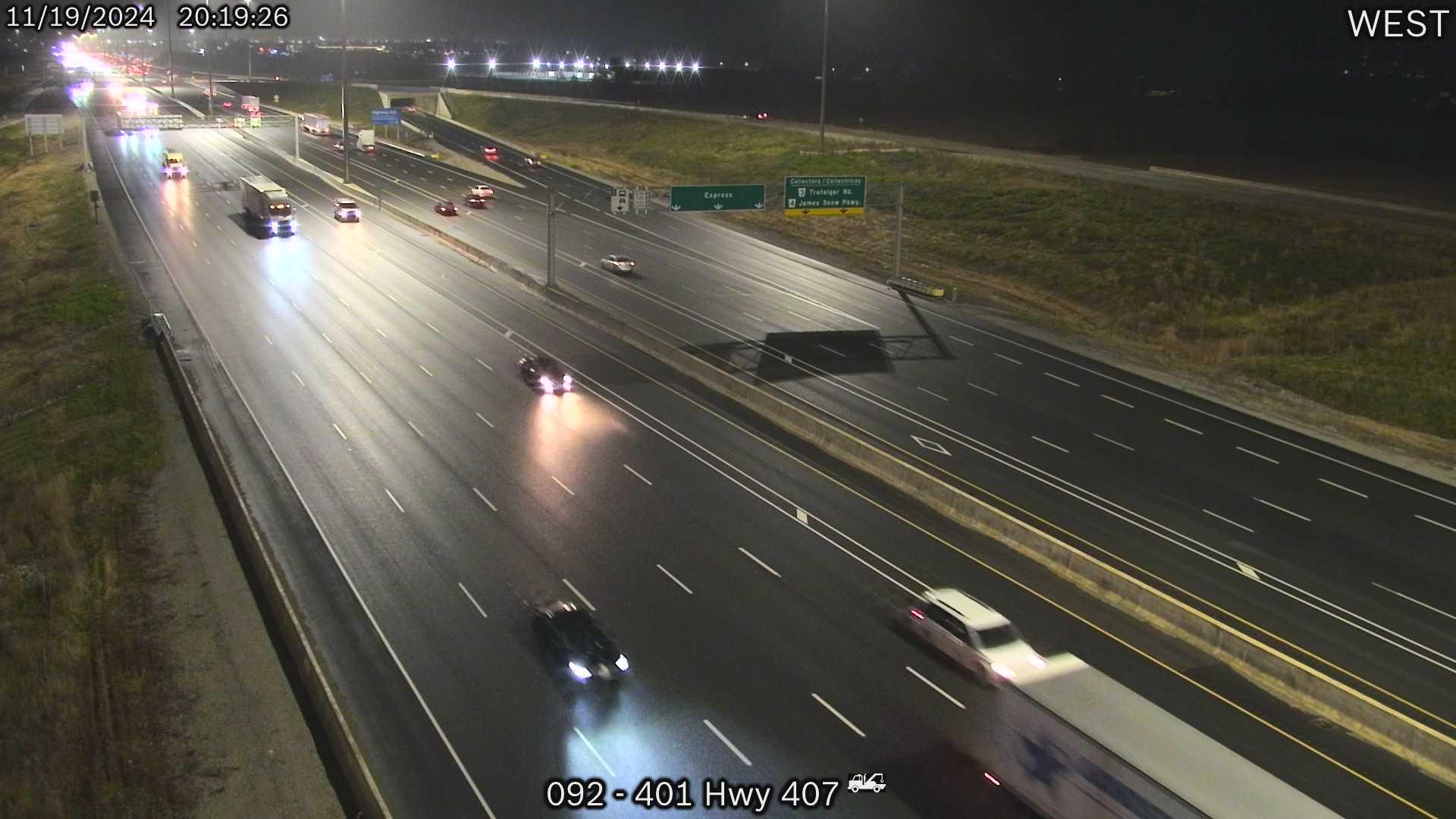 Traffic Cam Scarborough: Highway 401 near Port Union Road
