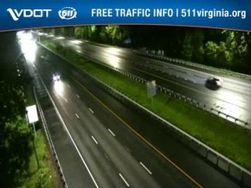 Traffic Cam Chesapeake: I-64 - MM 299 - EB - IL PAST MILITARY HIGHWAY