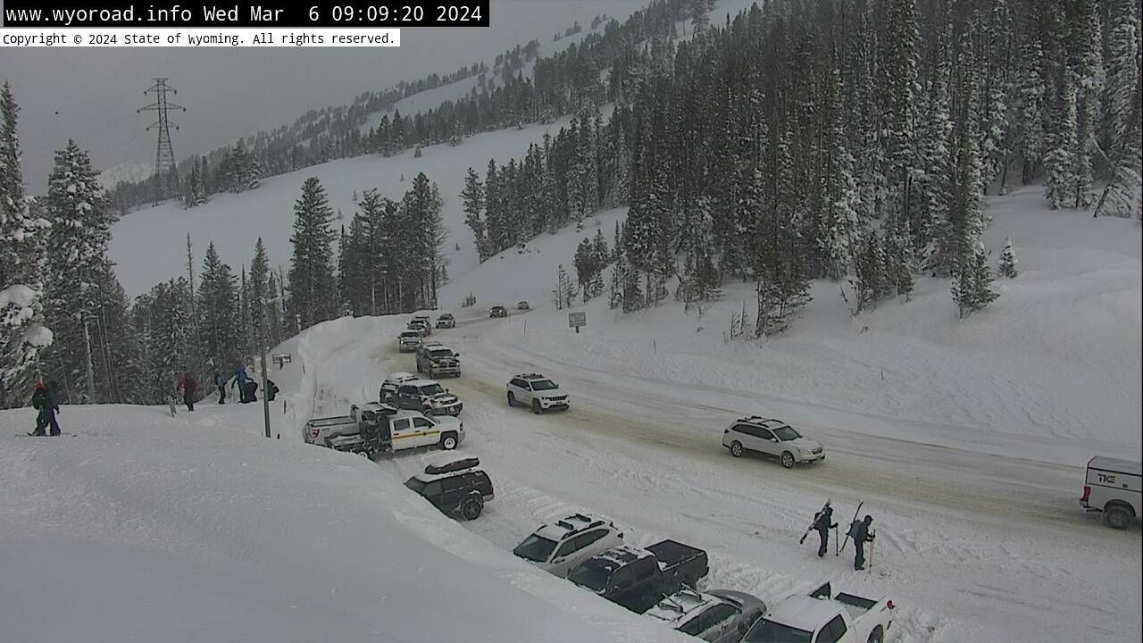 Traffic Cam Jackson › West: Teton Pass - WEST