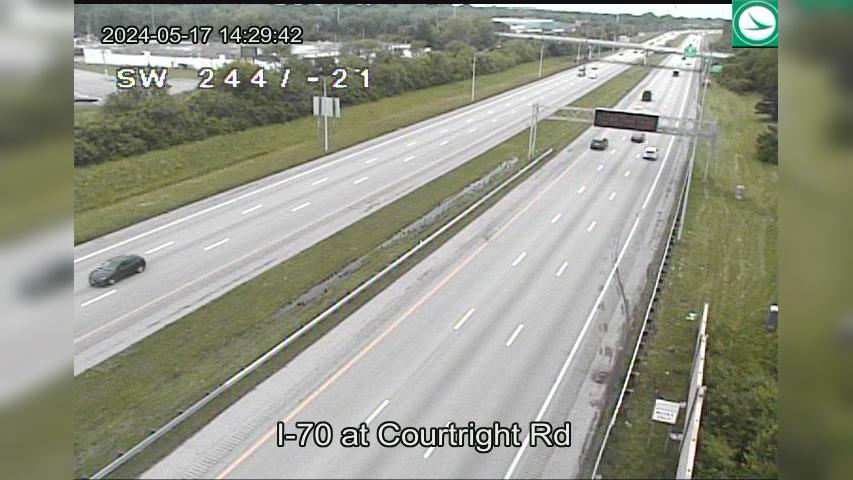 Traffic Cam Columbus: I-70 at Courtright Rd