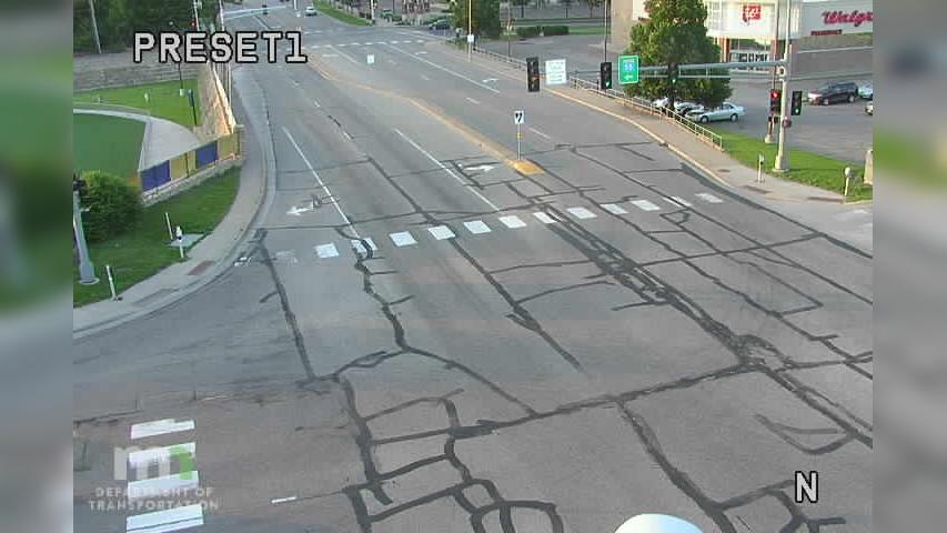 Traffic Cam Hastings: T.H.61 SB @ T.H.55 EB