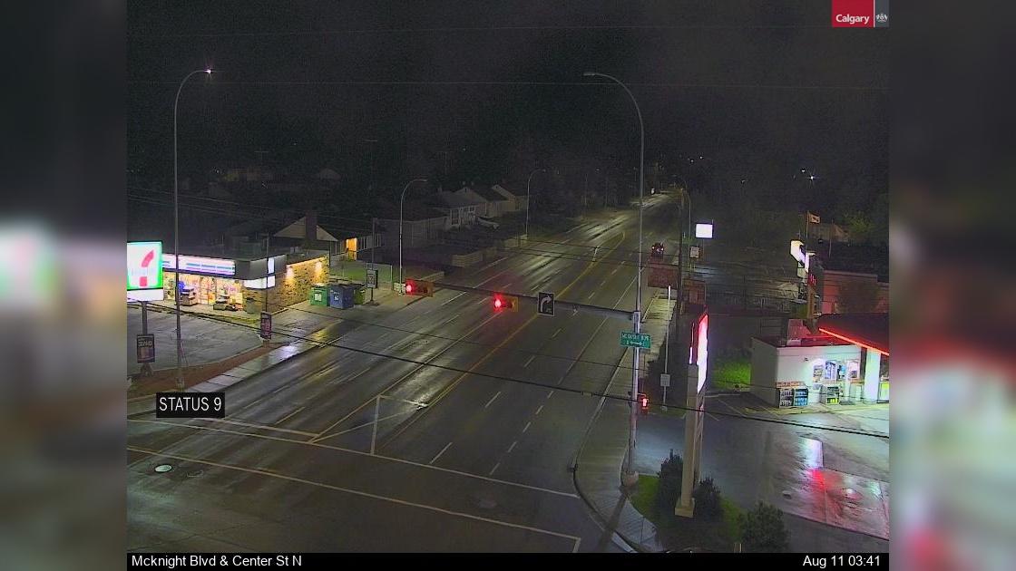 Traffic Cam Greenview: McKnight Blvd - Centre St N