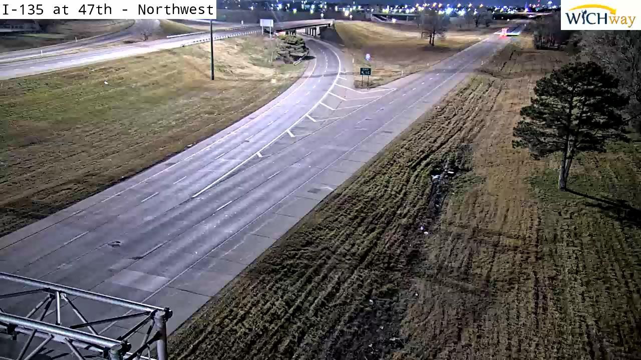 Traffic Cam Wichita: I-135 at 47th
